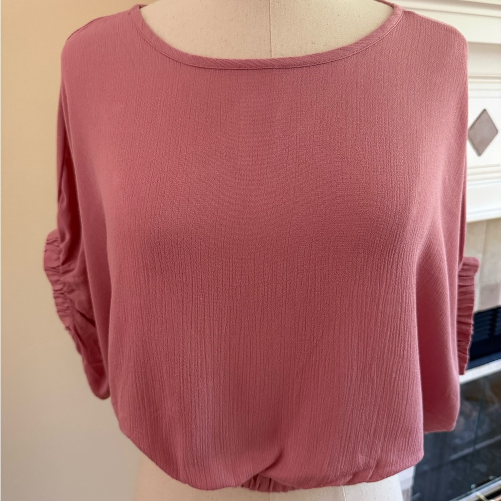 Women's Dusty Rose Blouse - Casual Ruched Sleeve Top
